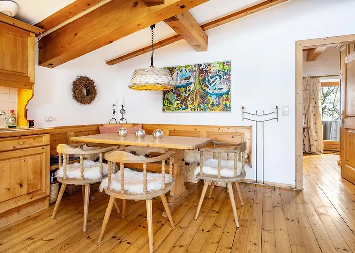 Alpen Kitzbuehel Апартаменты Эббс